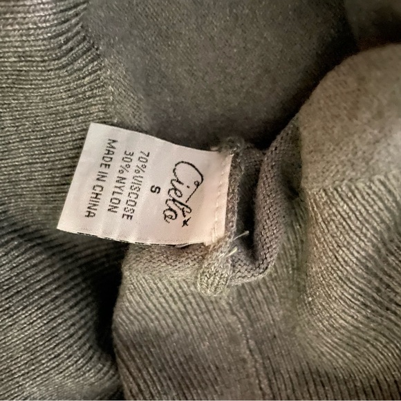Sz S women Cielo Jeans USA crew neck puff sleeve soft and sexy stretch grey - Picture 14 of 14